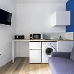 Montmartre/Moulin Rouge Studio